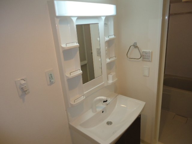 洗面設備　洗髪洗面化粧台