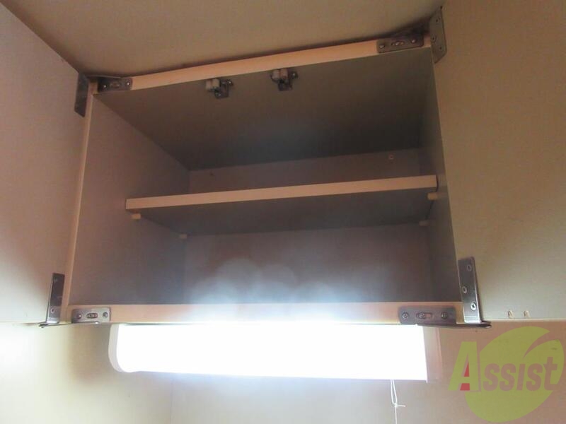 収納　キッチン上の収納です