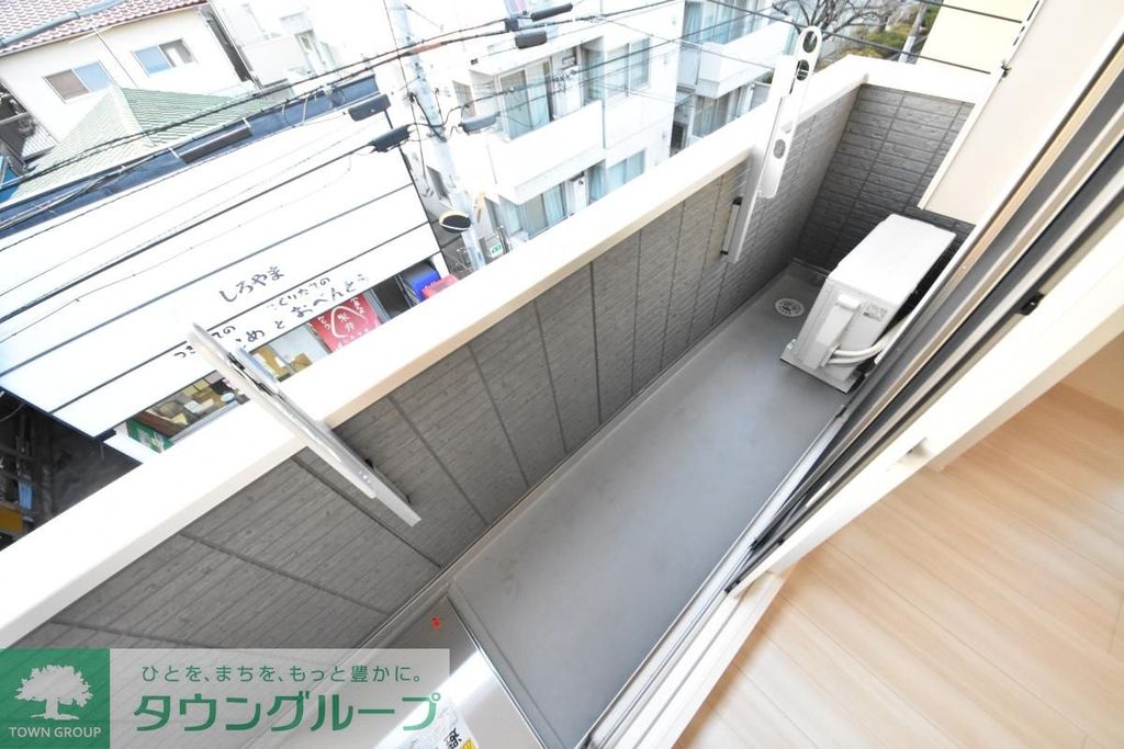 バルコニー　バルコニー