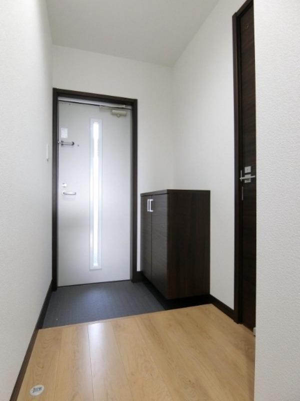 玄関　図面と現状に相違がある場合には現状を優先