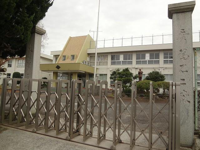 小学校　小竹町立小竹南小学校（小学校）まで1400m