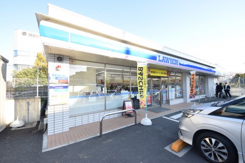 コンビニ　ローソン戸塚品濃町店（コンビニ）まで362m