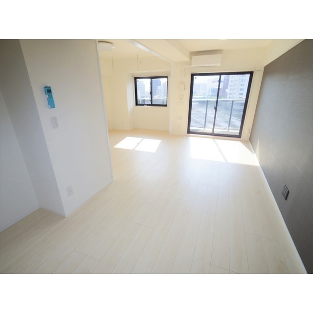 居室・リビング　２ＬＤＫにリフォーム中！