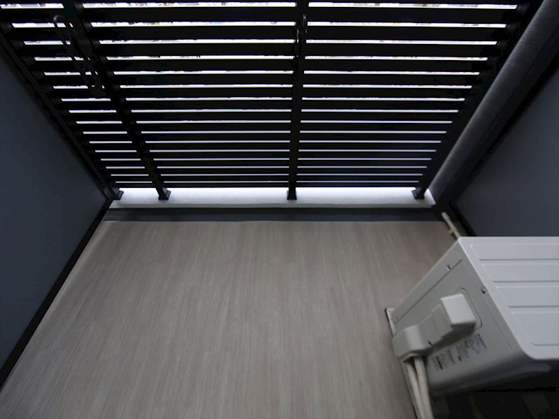 バルコニー　エアコン完備