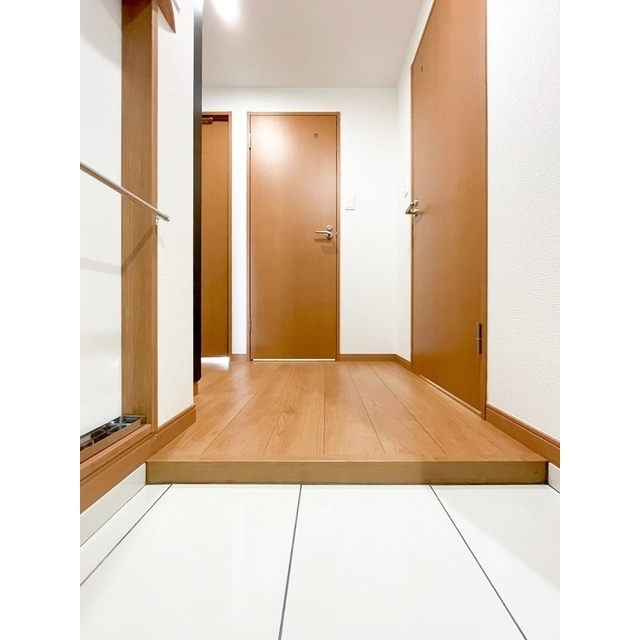 玄関　落ち着いた玄関です