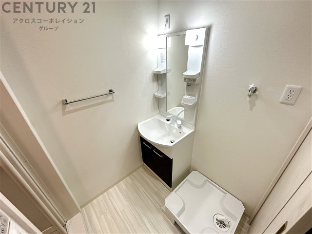 洗面設備　洗面所内に洗濯機置場あり☆