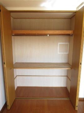 収納　クローゼット
