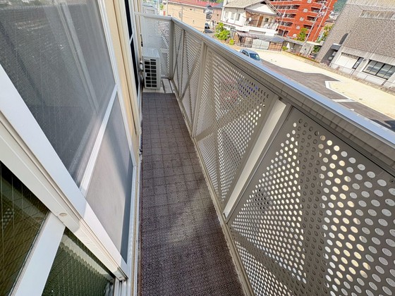 バルコニー　※別部屋の写真です