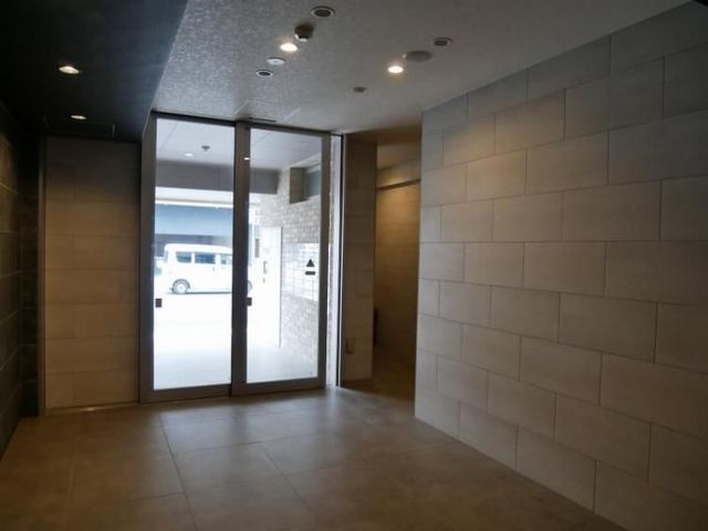 エントランス　【エントランス（外）】エントランス