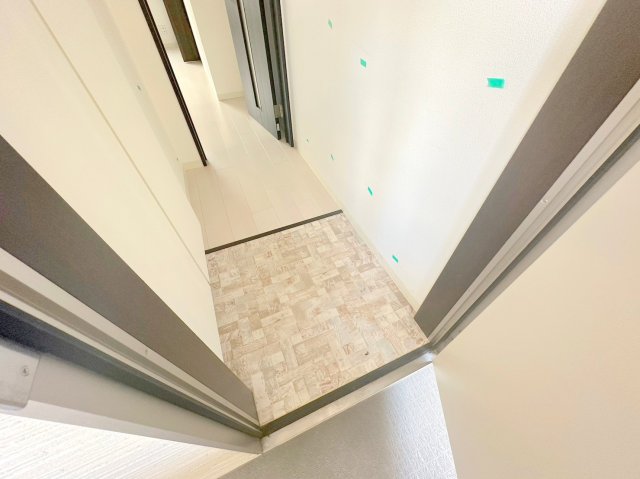 玄関　玄関が大きいと、とても解放感があります。