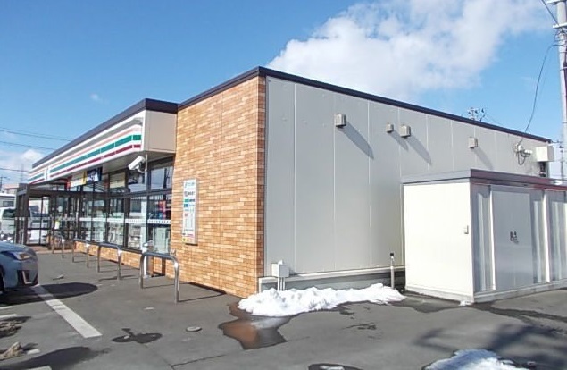 コンビニ　セブンイレブン八太郎２丁目店（コンビニ）まで650m