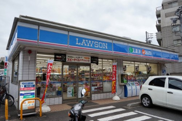 コンビニ　ローソン 川崎生田八丁目店（コンビニ）まで751m