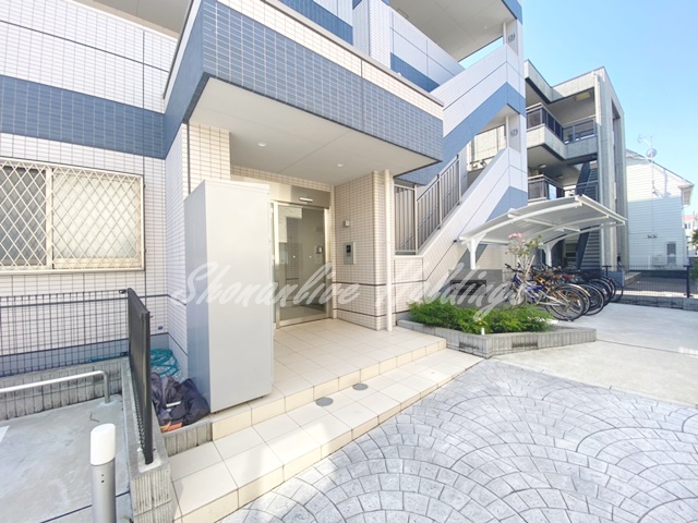 エントランス　オートロック付き♪