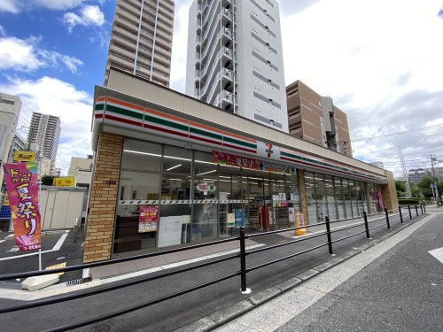 コンビニ　セブンイレブン（コンビニ）まで150m