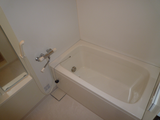 バス・シャワールーム　追焚付　給湯式バスルーム