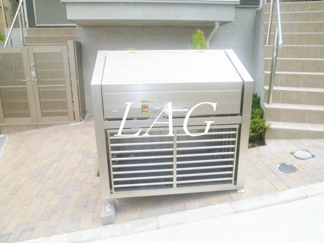 その他共有部分　ごみ置き場です。