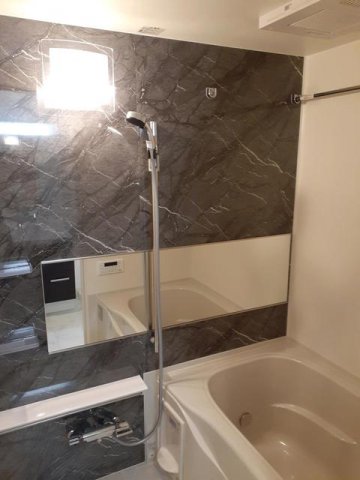 バス・シャワールーム　きれいなお風呂です