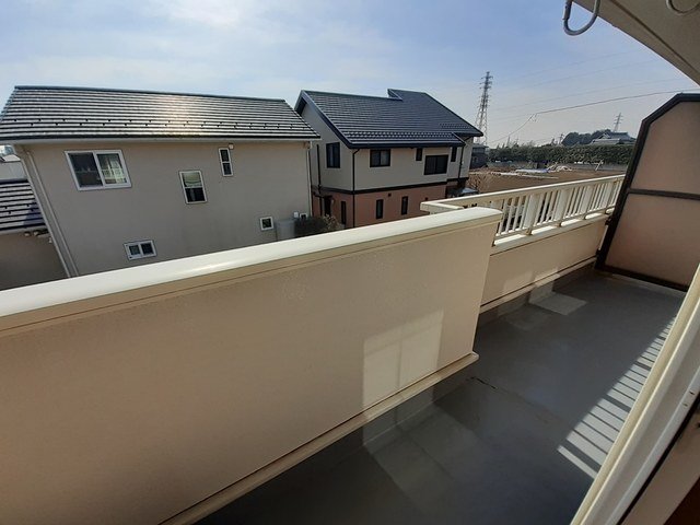 バルコニー　落ち着いた時間を過ごせるバルコニーです