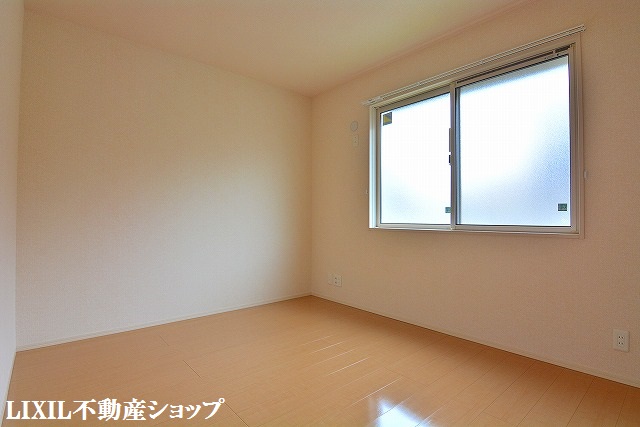 その他部屋・スペース　６帖の洋室です。