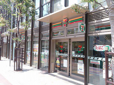 コンビニ　セブンイレブン 市川八幡3丁目店（コンビニ）まで60m