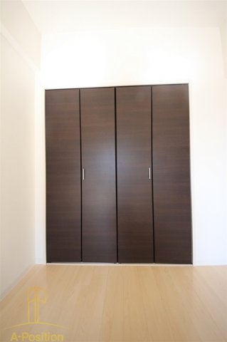 収納　デセンテ北梅田