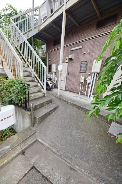 エントランス　★お問い合わせはタウンハウジング聖蹟桜ヶ丘店まで★