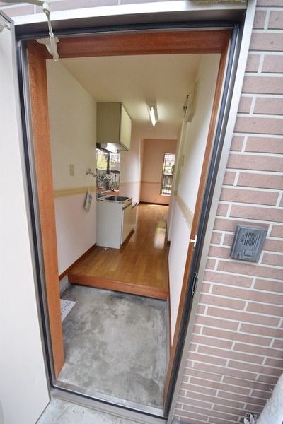 玄関　★お問い合わせはタウンハウジング聖蹟桜ヶ丘店まで★