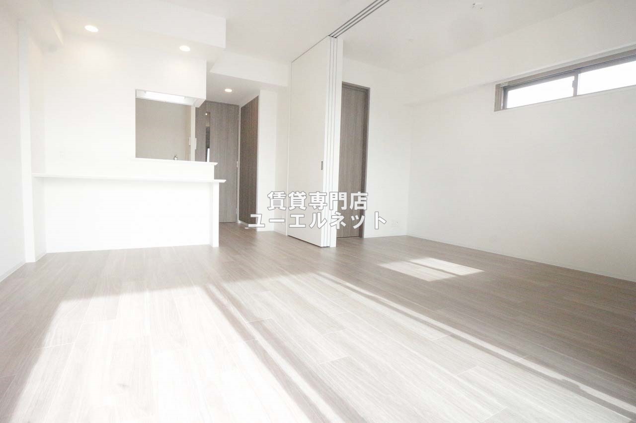 居室・リビング　ゆったりとくつろげる、落ち着きのある居室空間です