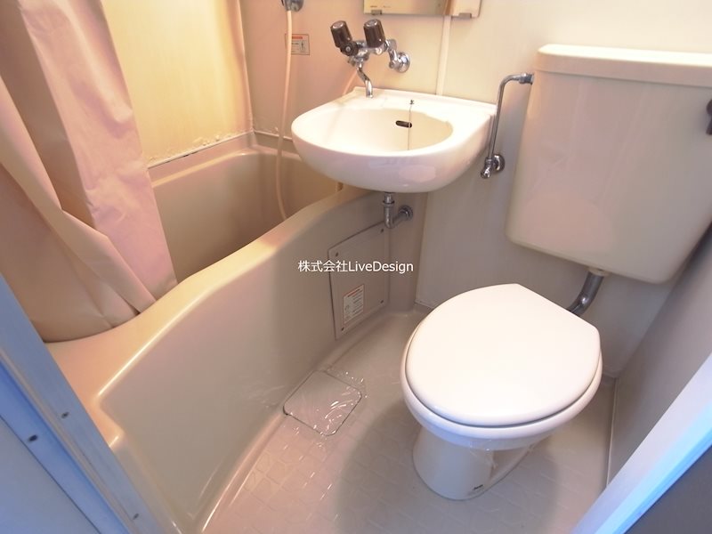 バス・シャワールーム