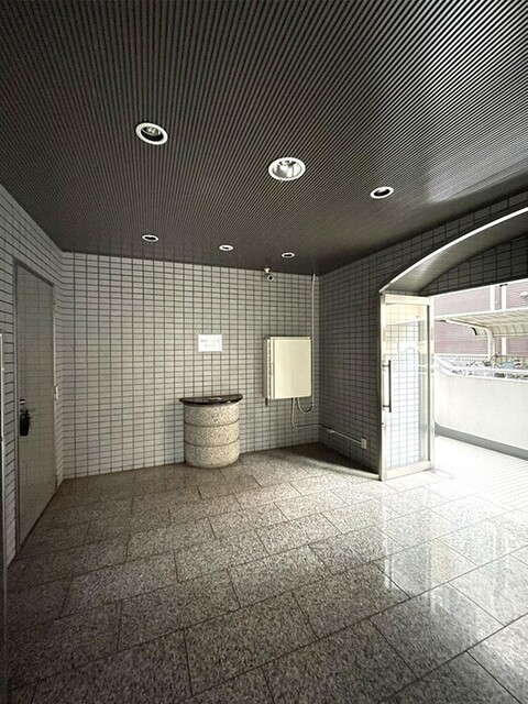 エントランス　エントランス２