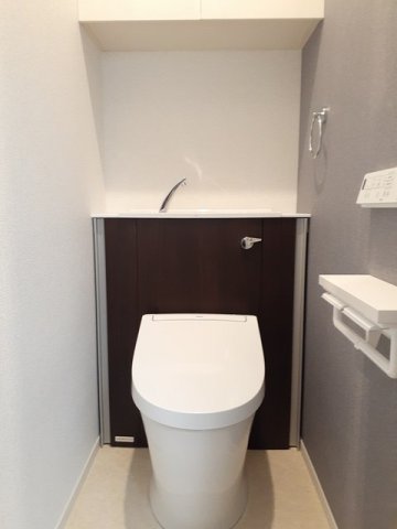 トイレ　落ち着いたトイレです