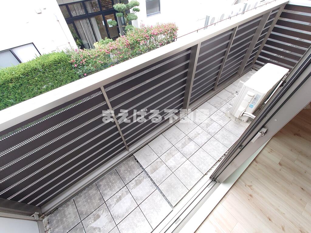 バルコニー　南向きバルコニー