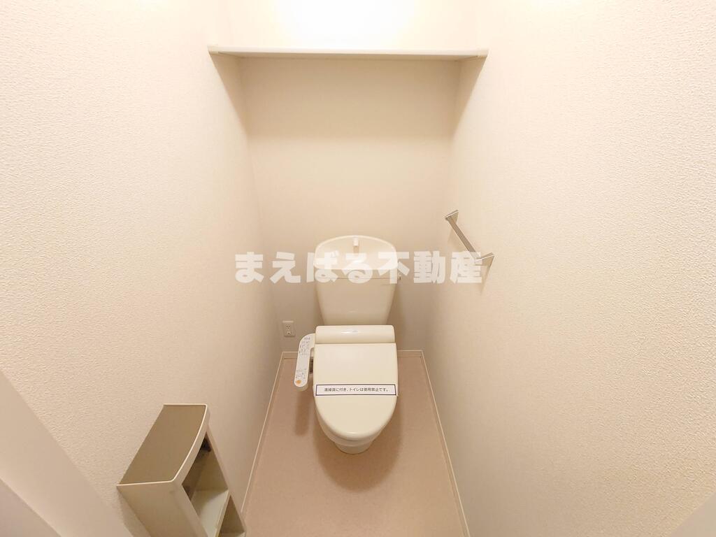 トイレ　温水洗浄便座