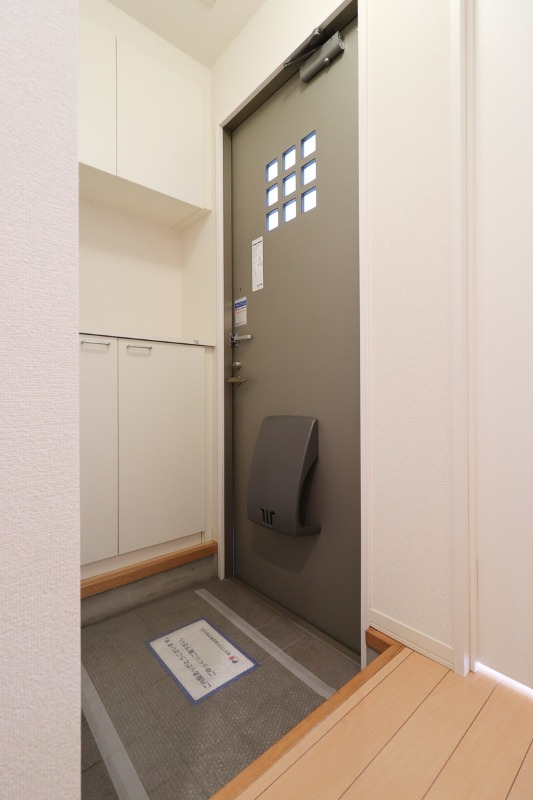 玄関　図面と現状に相違がある場合には現状を優先