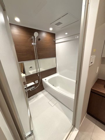 バス・シャワールーム　※別住戸のお部屋の写真を掲載しております