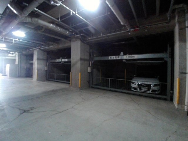 駐車場　【レジディア文京音羽】