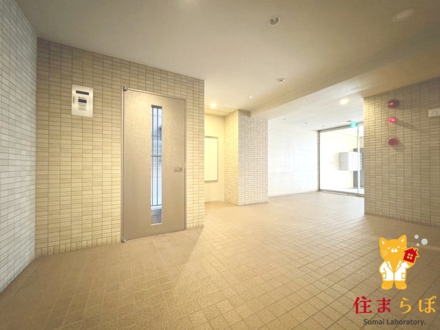 エントランス　共用部の印象も大切に