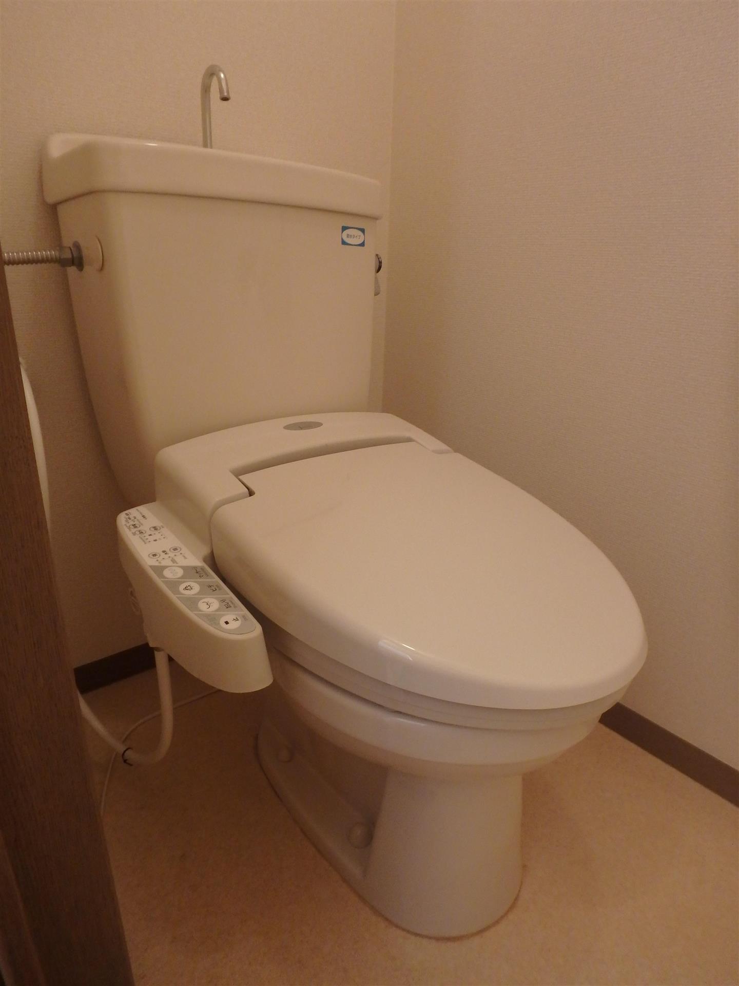 トイレ　ウォシュレット付きトイレ