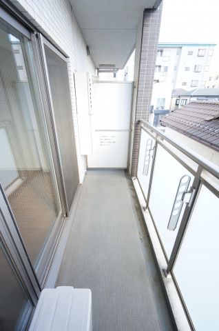 バルコニー　※同物件・同タイプの写真です。