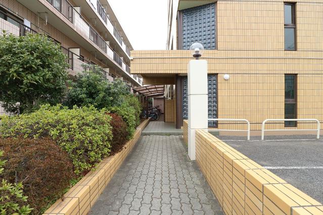 エントランス　エントランス