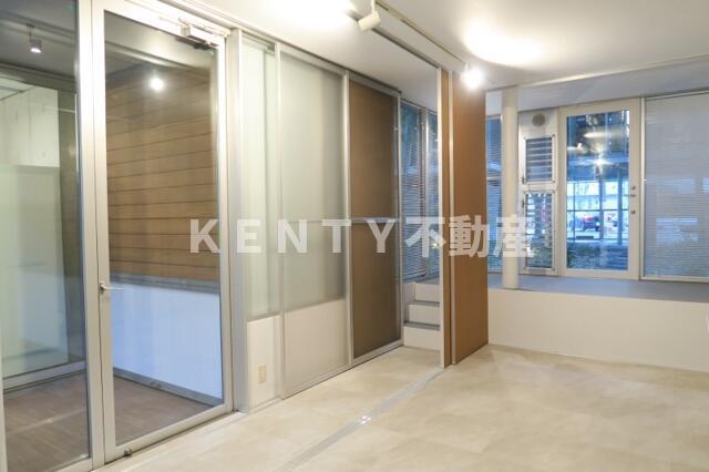 居室・リビング　ゆったりとした居間です