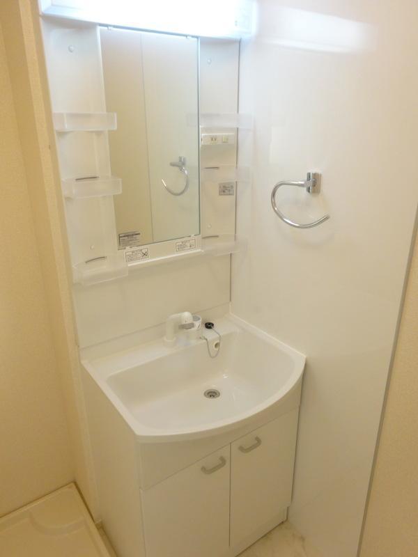 洗面設備　洗髪付洗面化粧台