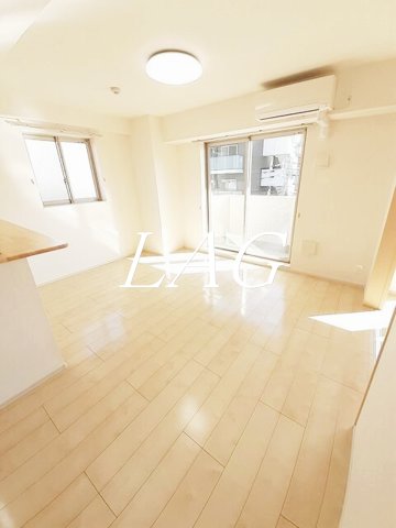 居室・リビング　洋室のお部屋です。