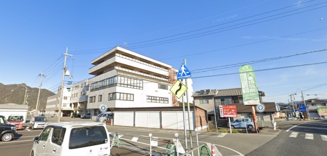 病院　医療法人社団景珠会八重垣病院（病院）まで2000m