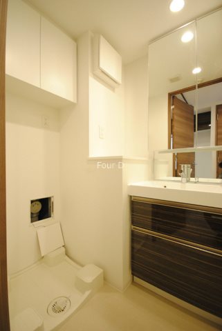 洗面設備　《見学予約受付中》設備充実ハイグレードマンション！