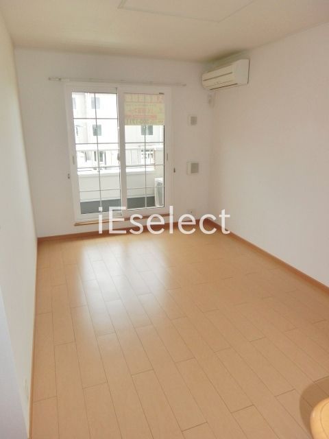 居室・リビング　開放感のあるリビングです。