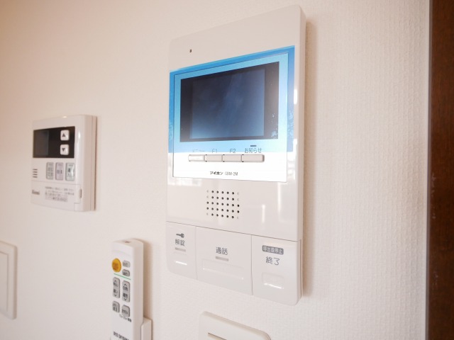 セキュリティ　防犯面に配慮したＴＶモニターホン付きです！