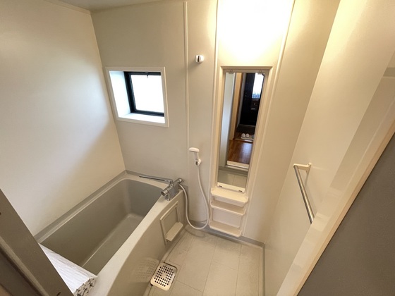 バス・シャワールーム　※別号室の写真です