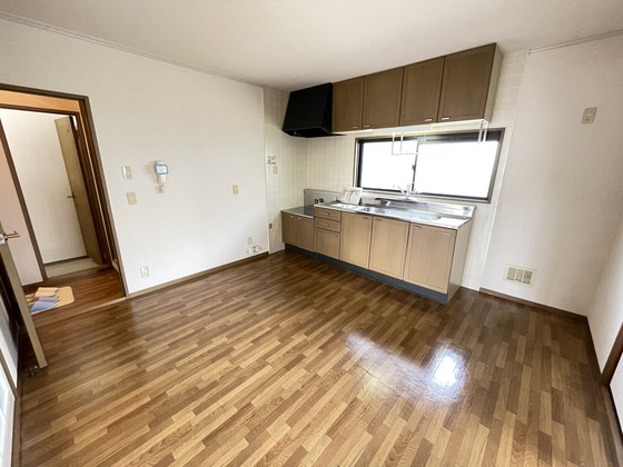 居室・リビング　※別号室の写真です