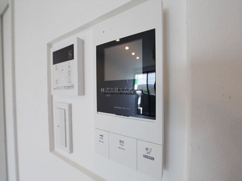 セキュリティ　TVモニター付インターホン完備